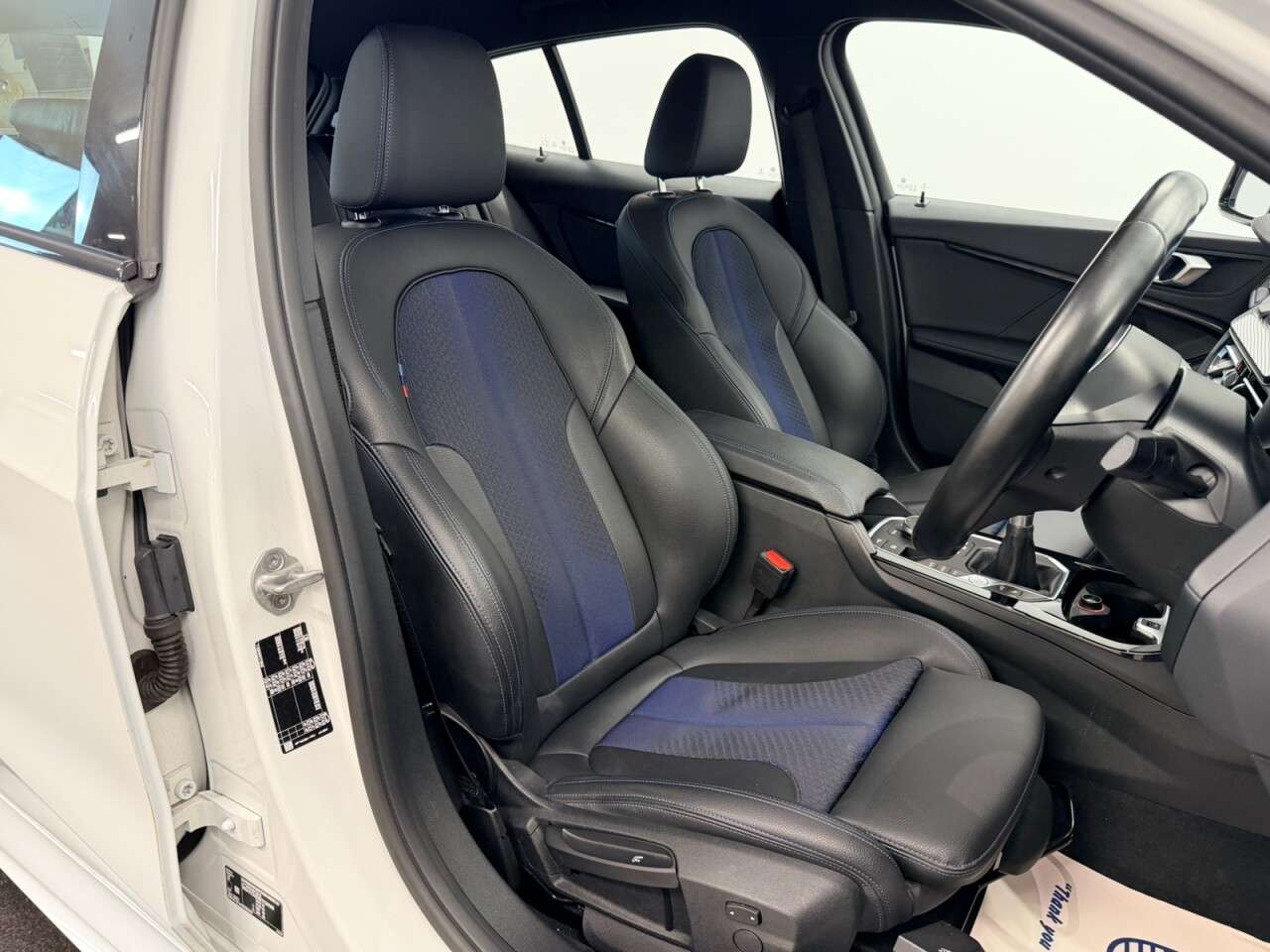 A 2021 BMW 1 SERIES 118i M-SPORT LCP FIVE DOOR 135 BHP + SAT NAV + HEATED SEATS + CAMERA SIX MO A 2021 BMW 1 SERIES 118i M-SPORT LCP FIVE DOOR 135 BHP + SAT NAV + HEATED SEATS + CAMERA SIX MO