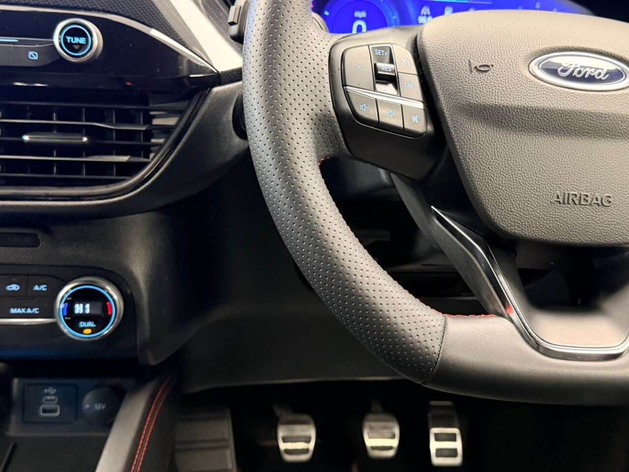 2022 FORD KUGA 2022 FORD KUGA