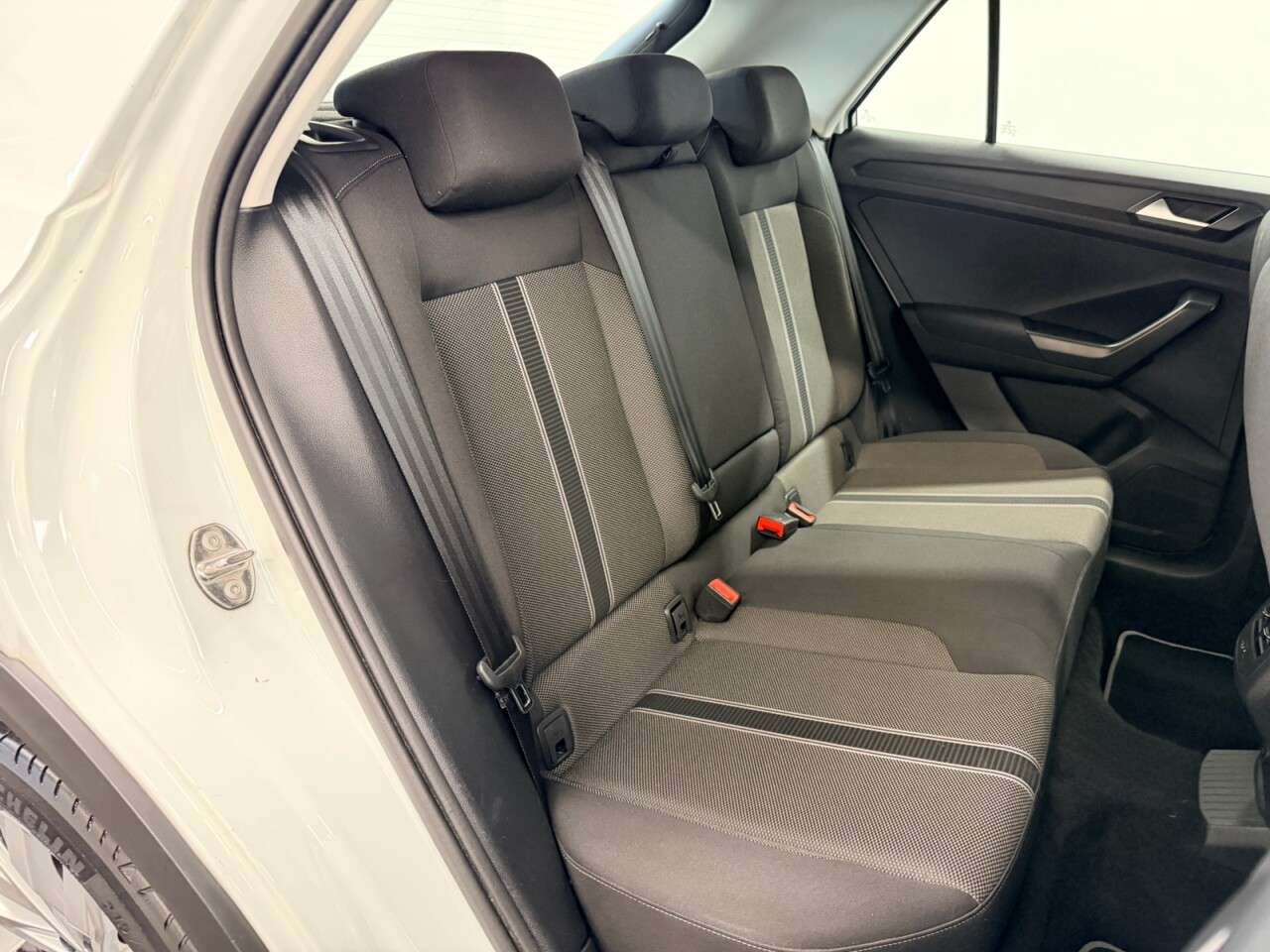 2020 VOLKSWAGEN T-ROC 2020 VOLKSWAGEN T-ROC