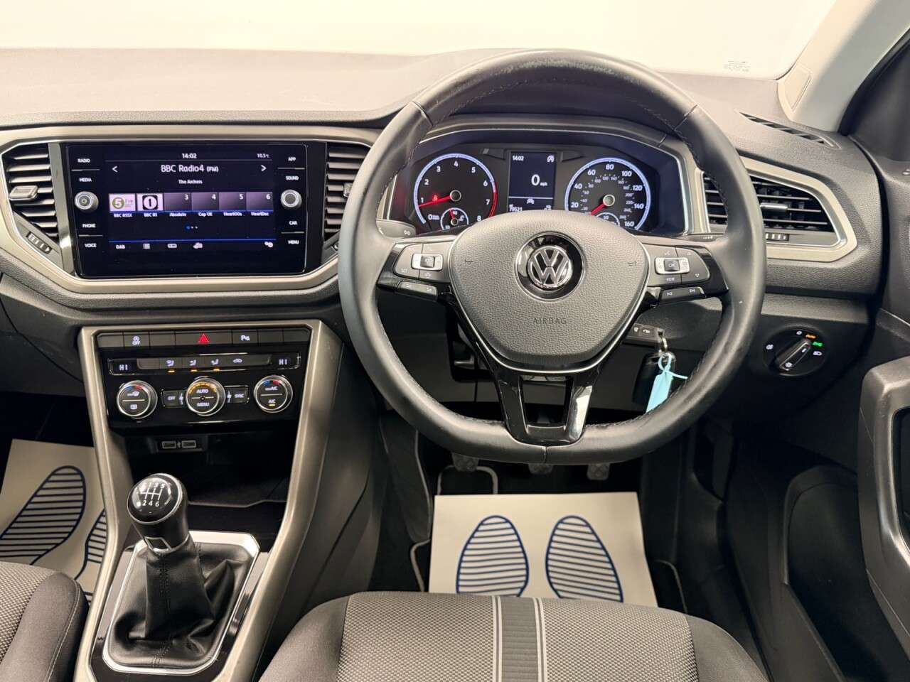 2020 VOLKSWAGEN T-ROC 2020 VOLKSWAGEN T-ROC