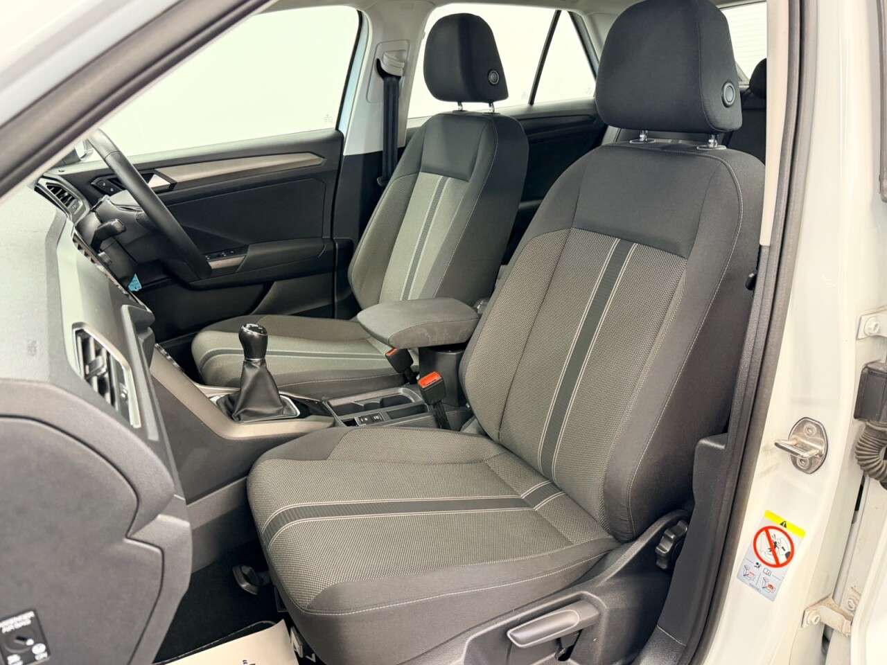 2020 VOLKSWAGEN T-ROC 2020 VOLKSWAGEN T-ROC