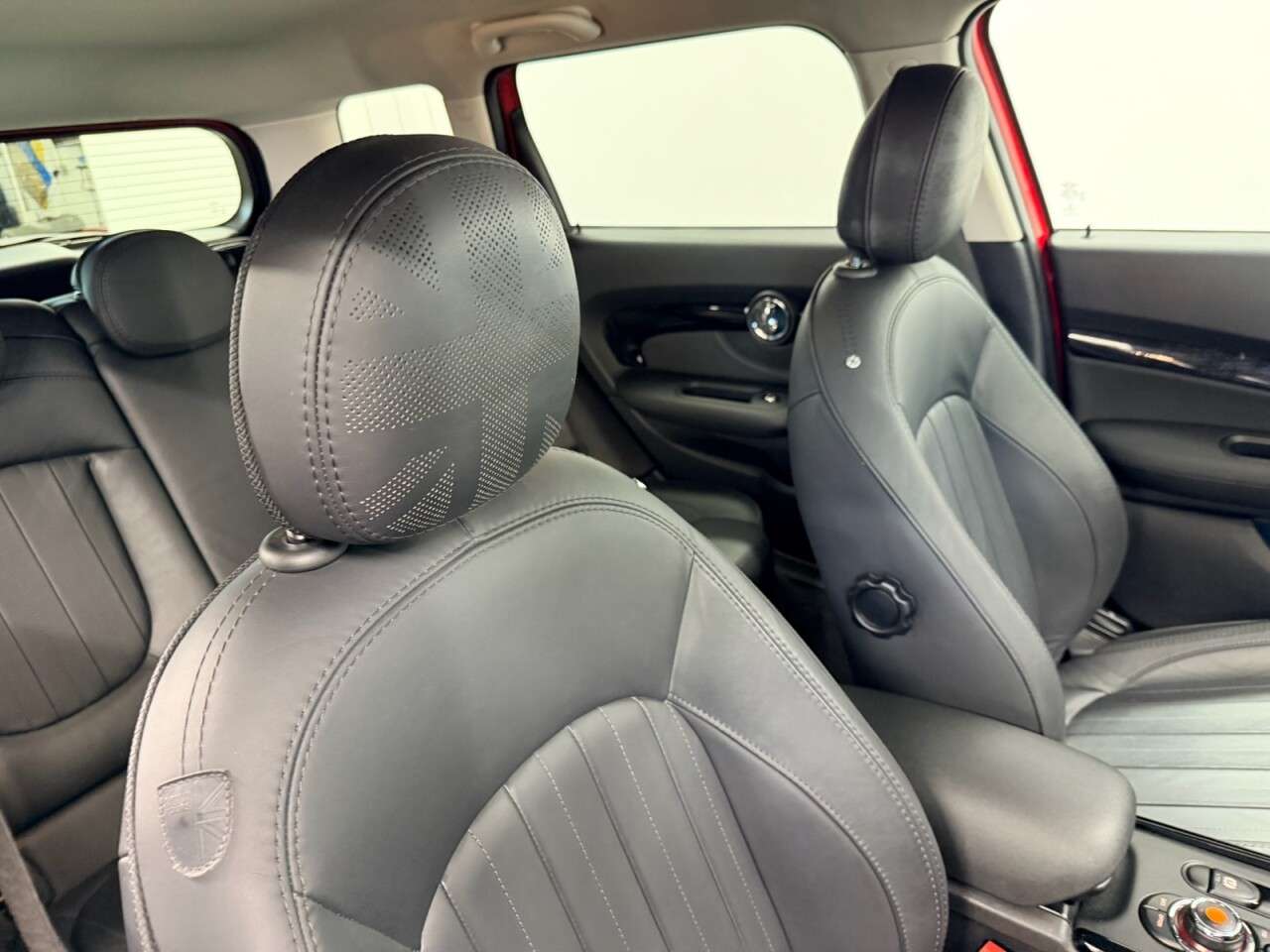 2019 MINI CLUBMAN 2019 MINI CLUBMAN