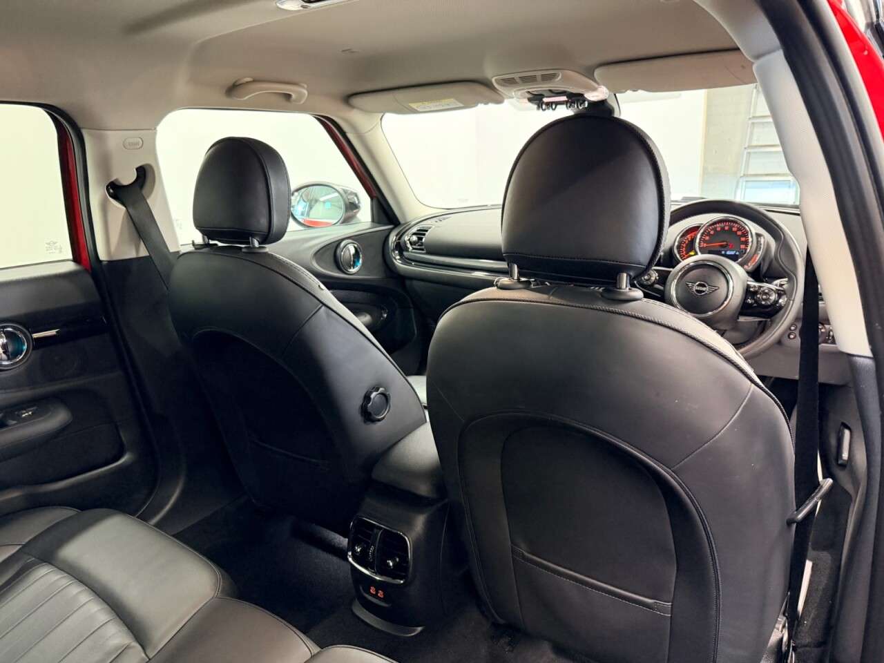 2019 MINI CLUBMAN 2019 MINI CLUBMAN