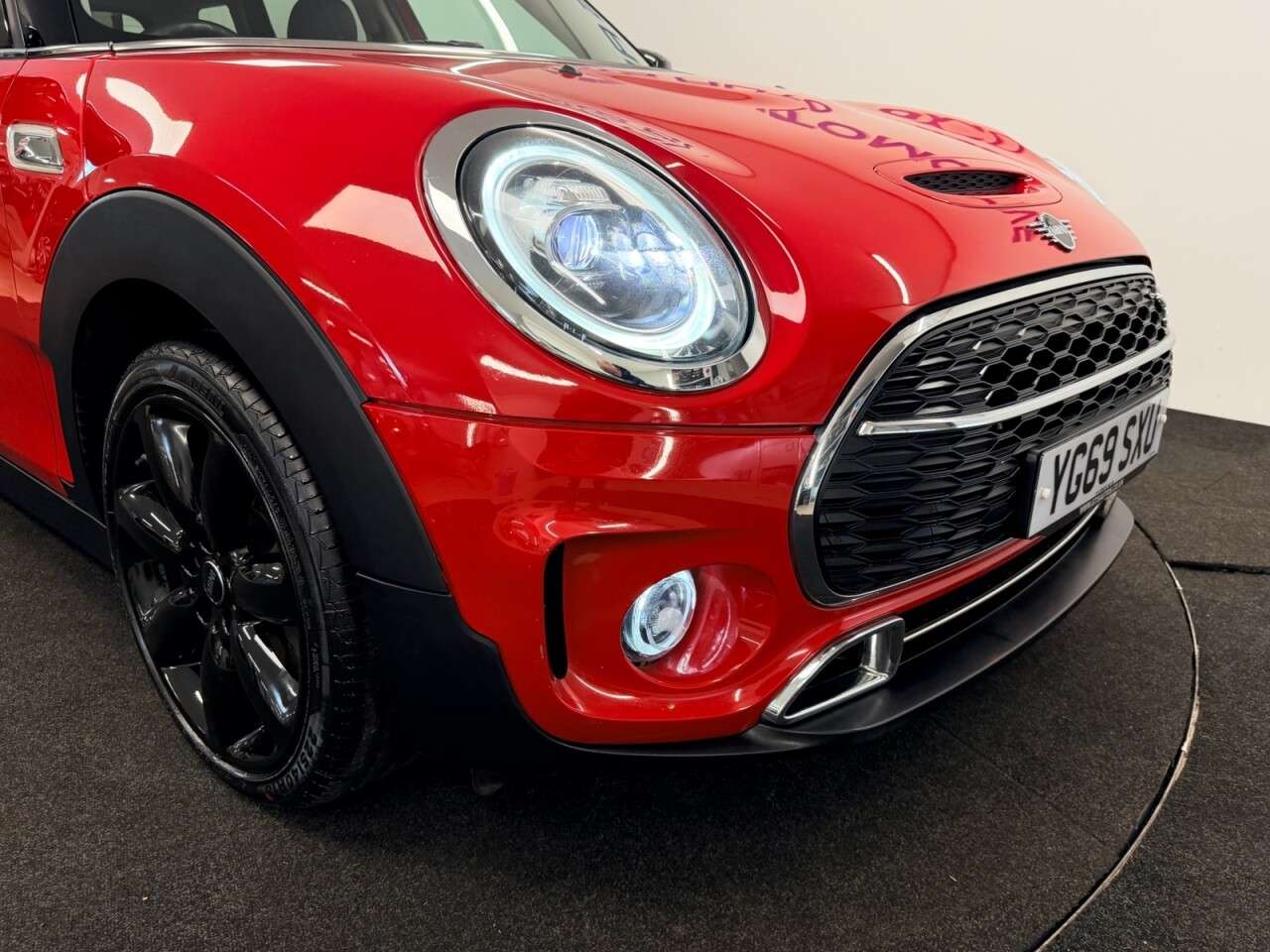 2019 MINI CLUBMAN 2019 MINI CLUBMAN