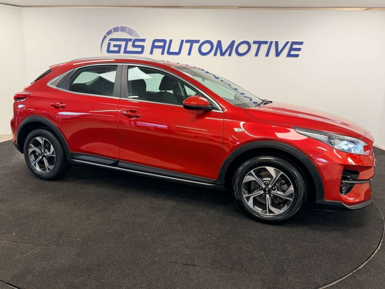 A 2021 KIA XCEED 1.0 T-GDi 2 FIVE DOOR 120 BHP A 2021 KIA XCEED 1.0 T-GDi 2 FIVE DOOR 120 BHP