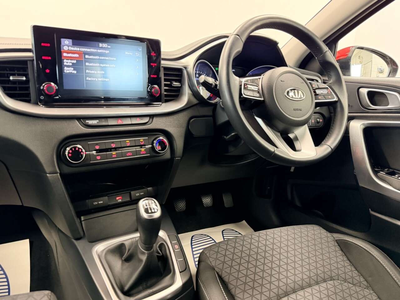 2021 KIA XCEED 2021 KIA XCEED