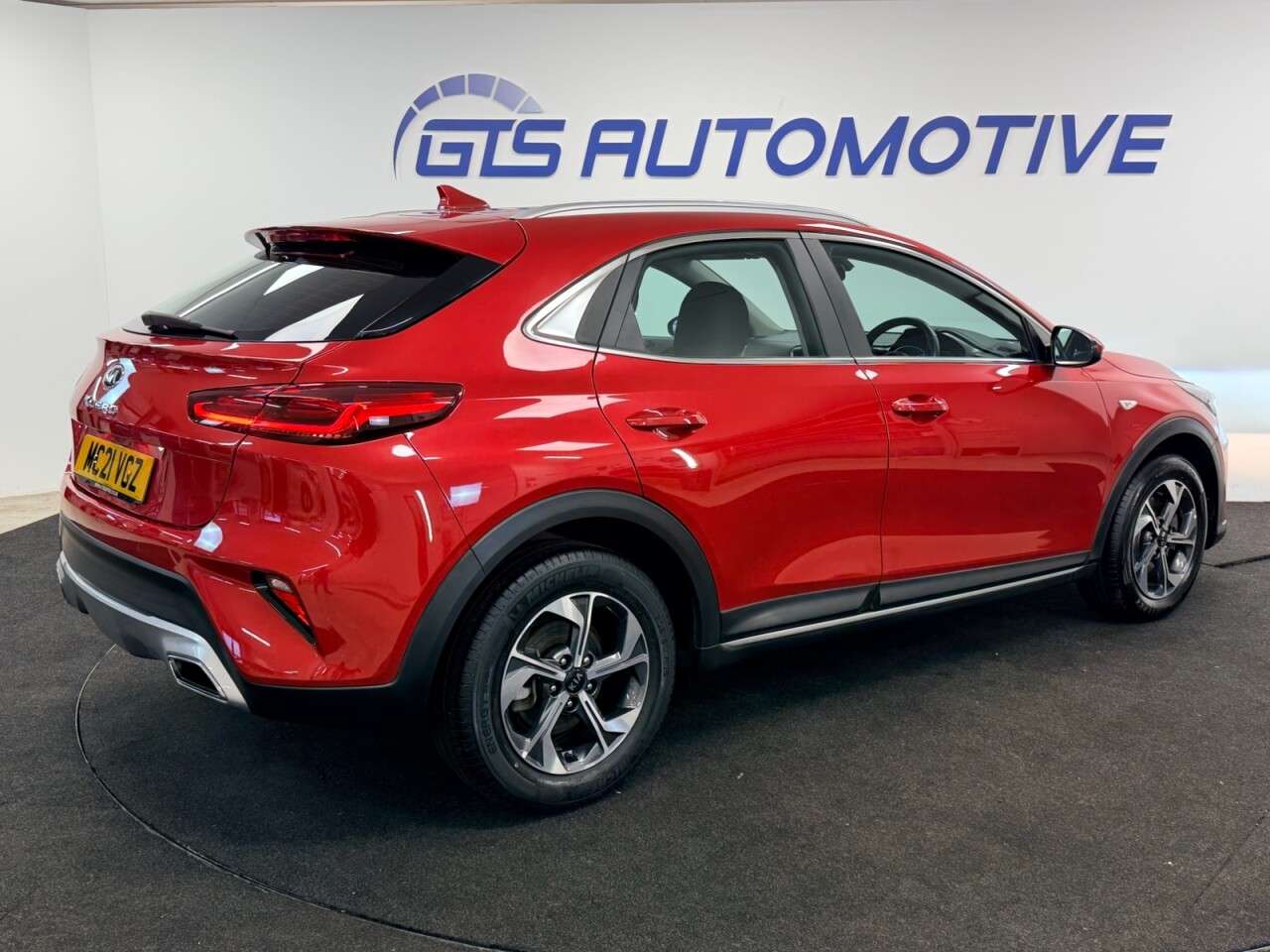 2021 KIA XCEED 2021 KIA XCEED