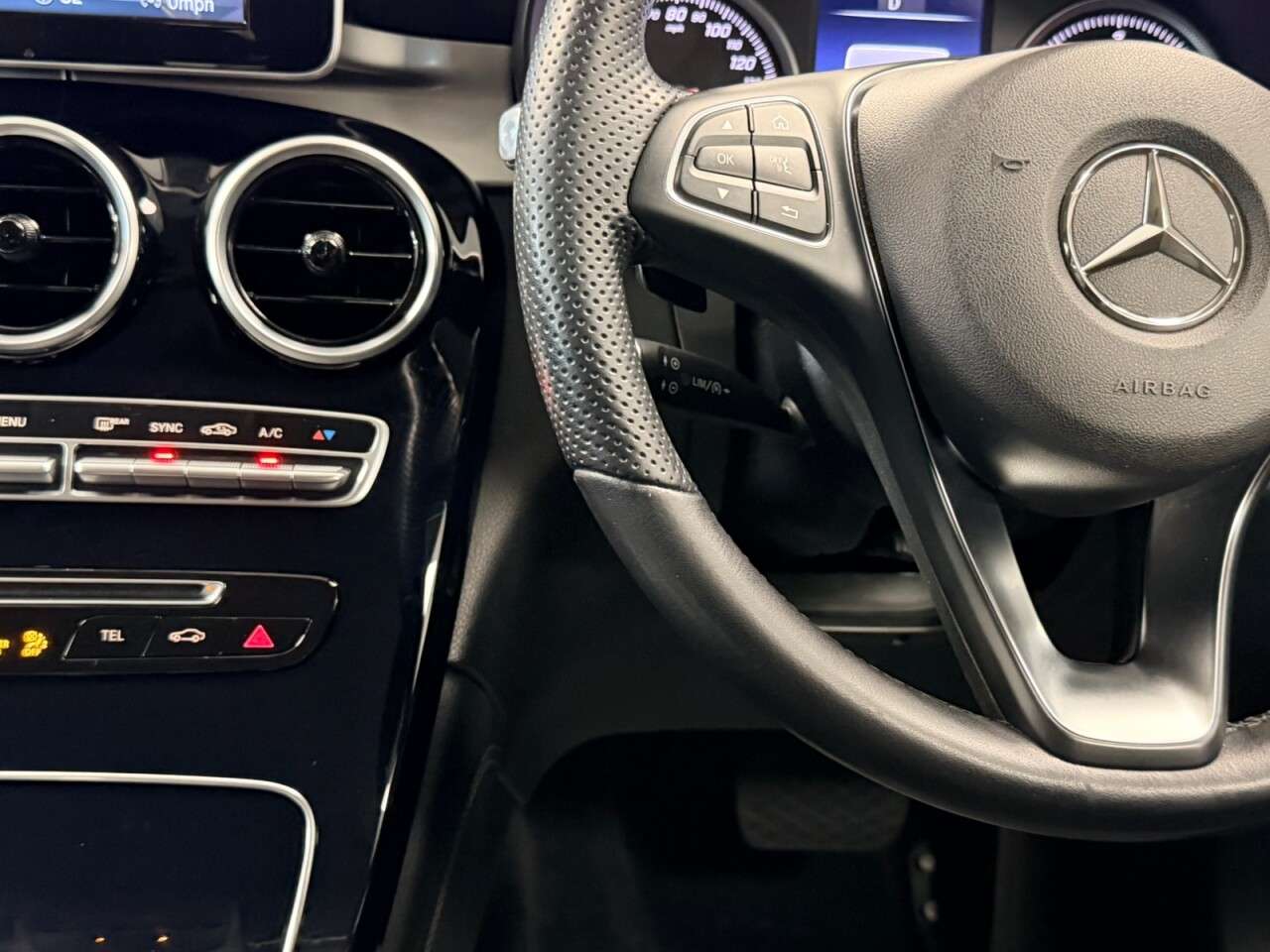 2019 MERCEDES-BENZ GLC 2019 MERCEDES-BENZ GLC