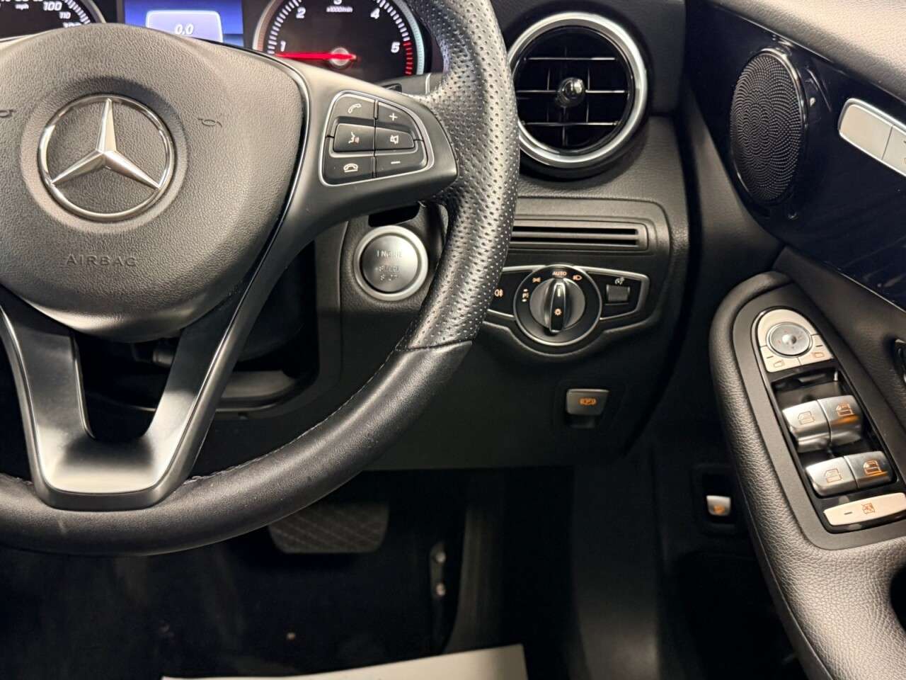 2019 MERCEDES-BENZ GLC 2019 MERCEDES-BENZ GLC