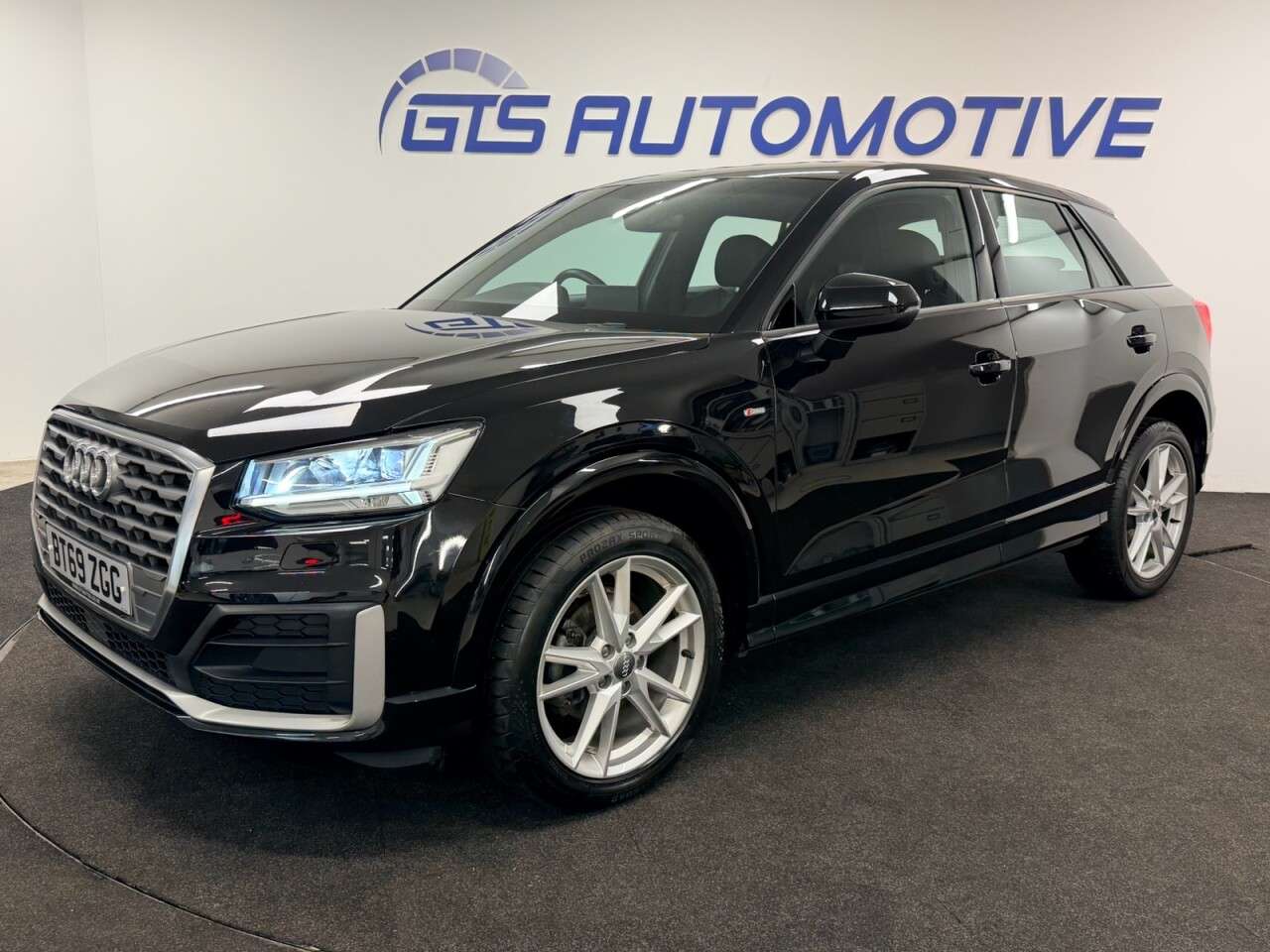2019 AUDI Q2 2019 AUDI Q2