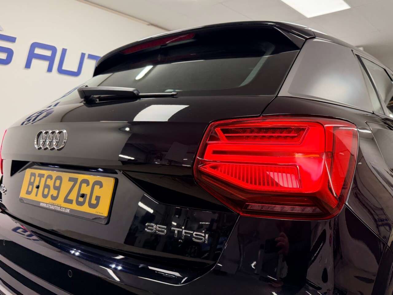 2019 AUDI Q2 2019 AUDI Q2