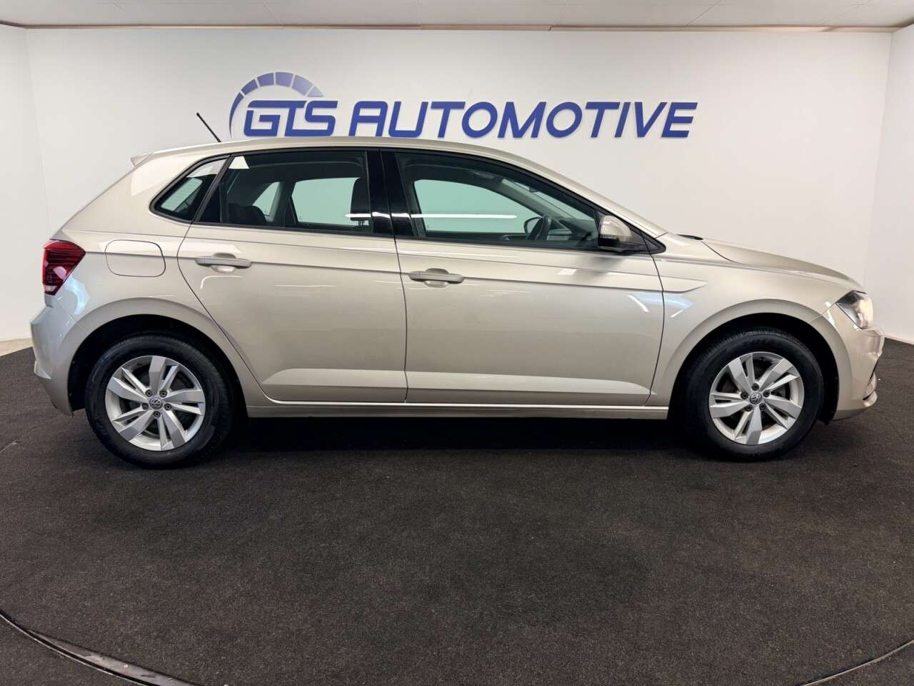 2018 VOLKSWAGEN POLO 2018 VOLKSWAGEN POLO