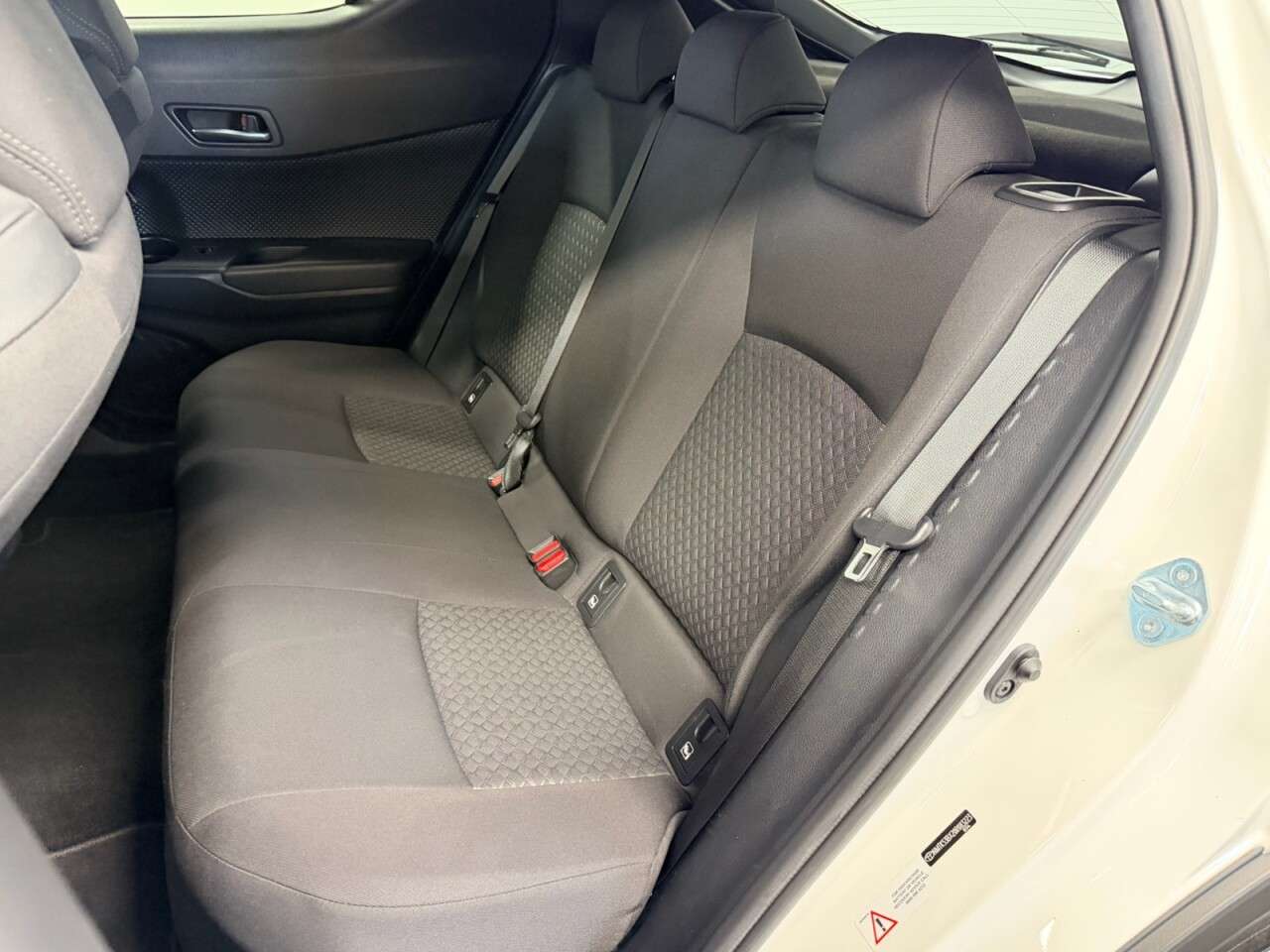 2022 TOYOTA C-HR 2022 TOYOTA C-HR