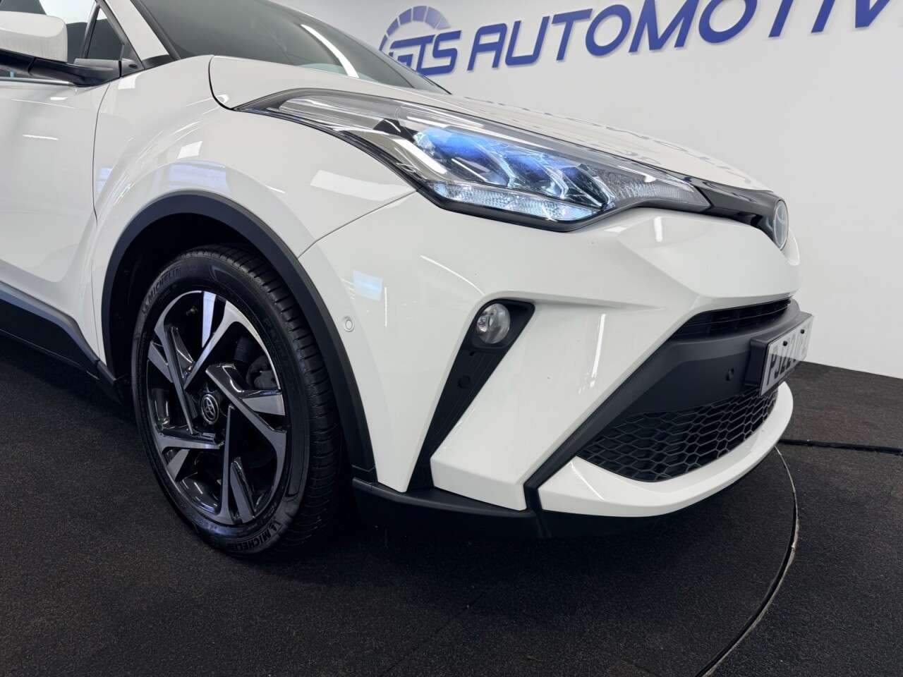 2022 TOYOTA C-HR 2022 TOYOTA C-HR
