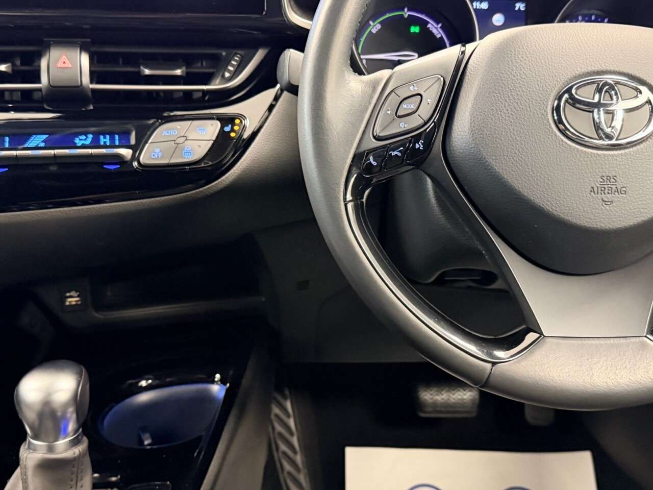 2022 TOYOTA C-HR 2022 TOYOTA C-HR