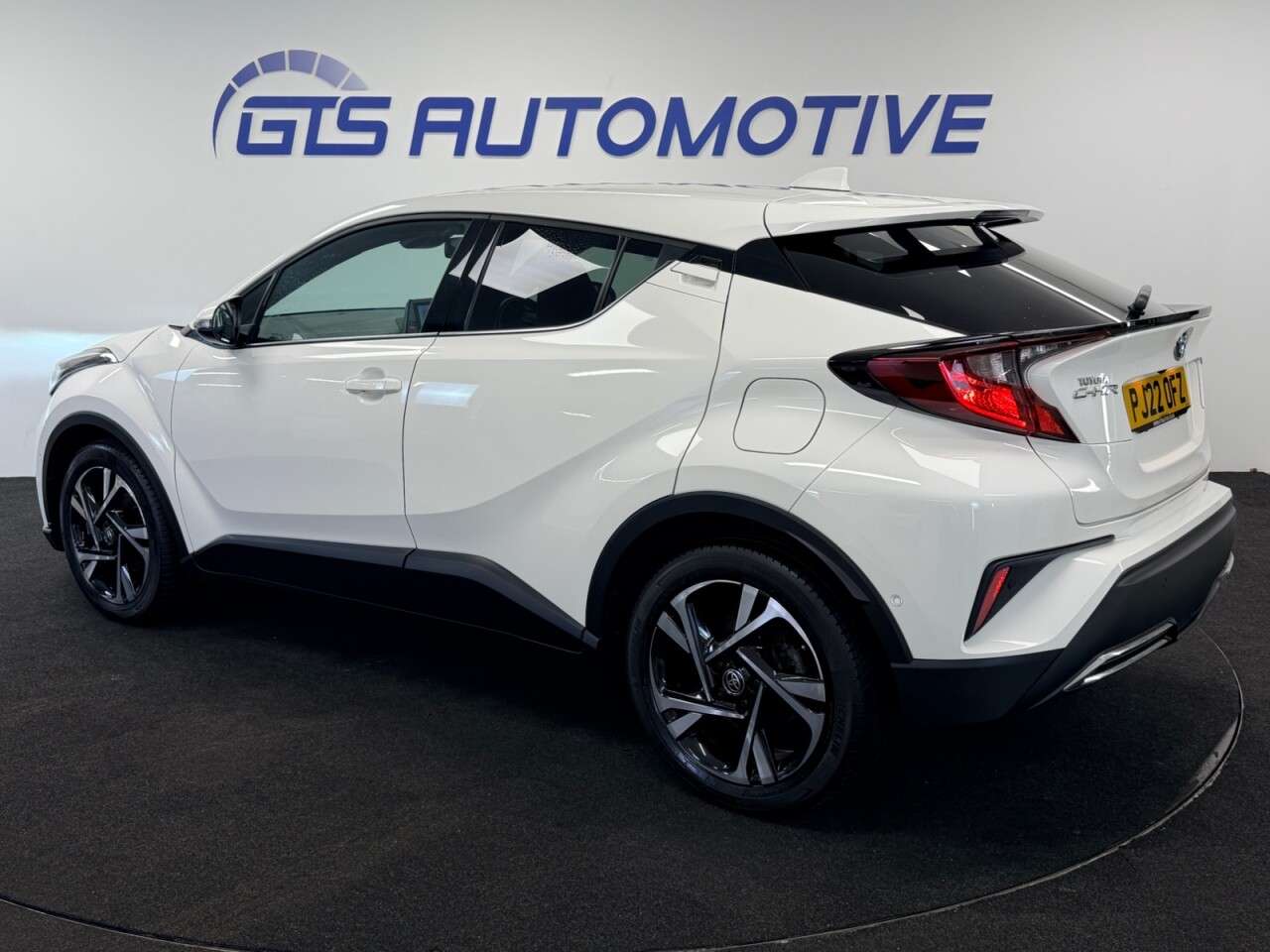 2022 TOYOTA C-HR 2022 TOYOTA C-HR