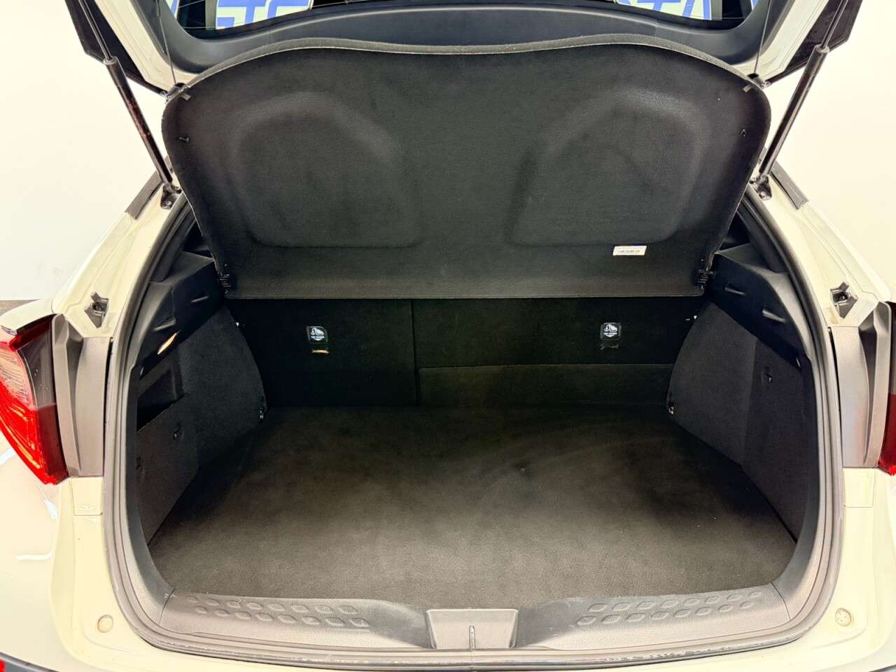 2022 TOYOTA C-HR 2022 TOYOTA C-HR