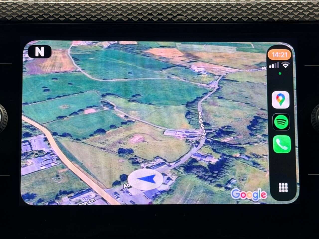 A 2022 VOLKSWAGEN POLO 1.0 TSI LIFE FIVE DOOR 95 BHP + APPLE CAR PLAY SIX MONTH WARRANTY DEC 2026 A 2022 VOLKSWAGEN POLO 1.0 TSI LIFE FIVE DOOR 95 BHP + APPLE CAR PLAY SIX MONTH WARRANTY DEC 2026