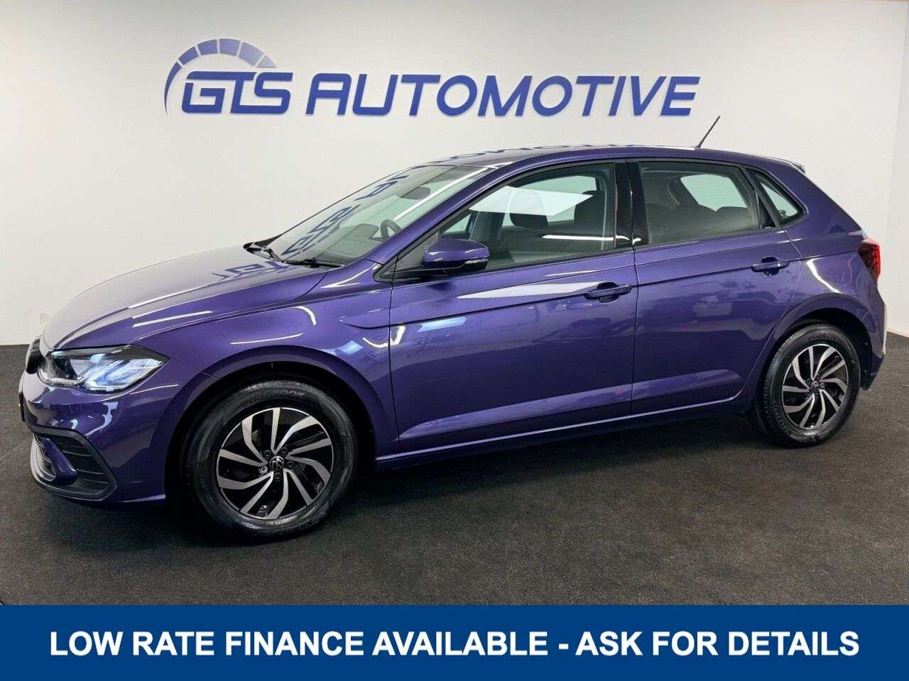 A 2022 VOLKSWAGEN POLO 1.0 TSI LIFE FIVE DOOR 95 BHP + APPLE CAR PLAY SIX MONTH WARRANTY DEC 2026 A 2022 VOLKSWAGEN POLO 1.0 TSI LIFE FIVE DOOR 95 BHP + APPLE CAR PLAY SIX MONTH WARRANTY DEC 2026