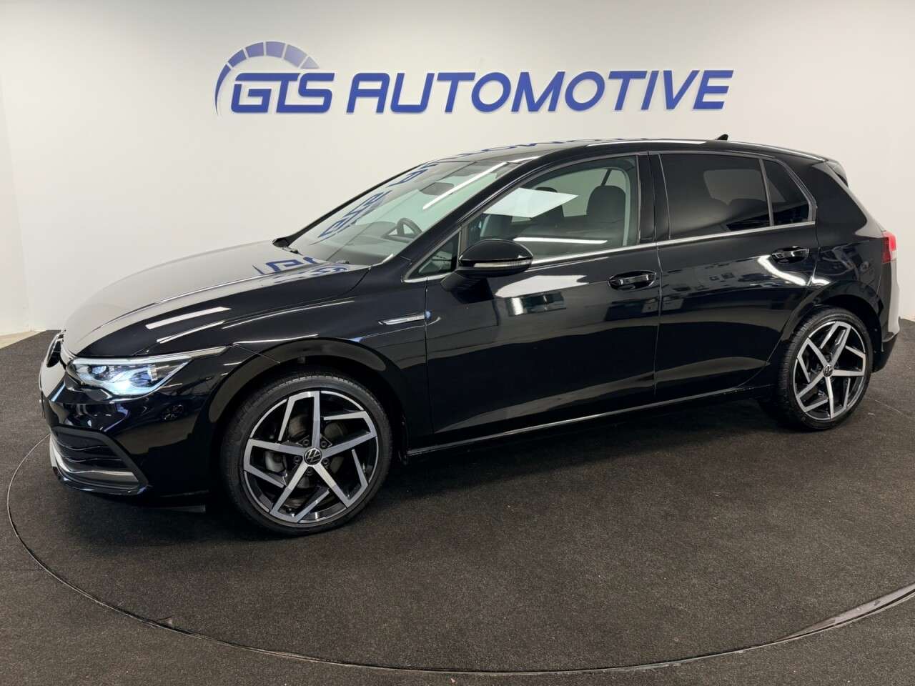 2020 VOLKSWAGEN GOLF 2020 VOLKSWAGEN GOLF