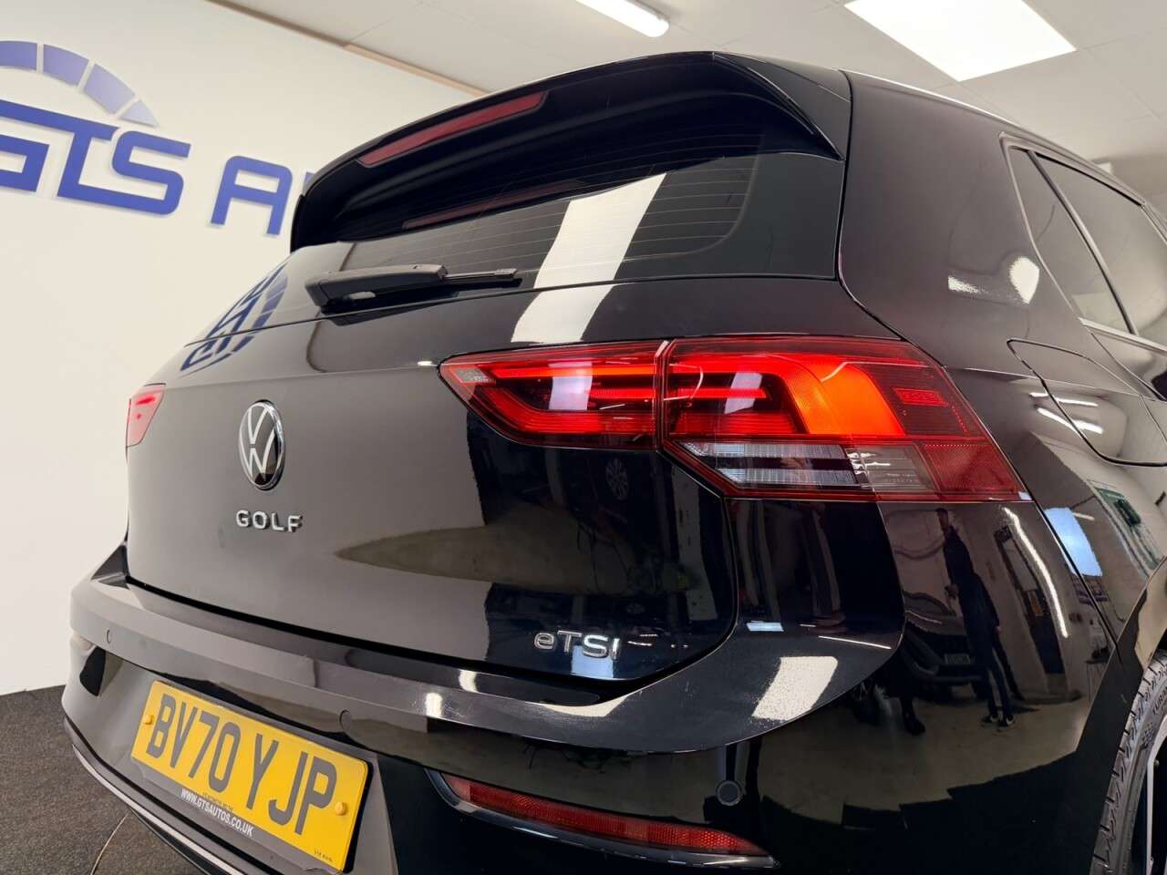 2020 VOLKSWAGEN GOLF 2020 VOLKSWAGEN GOLF