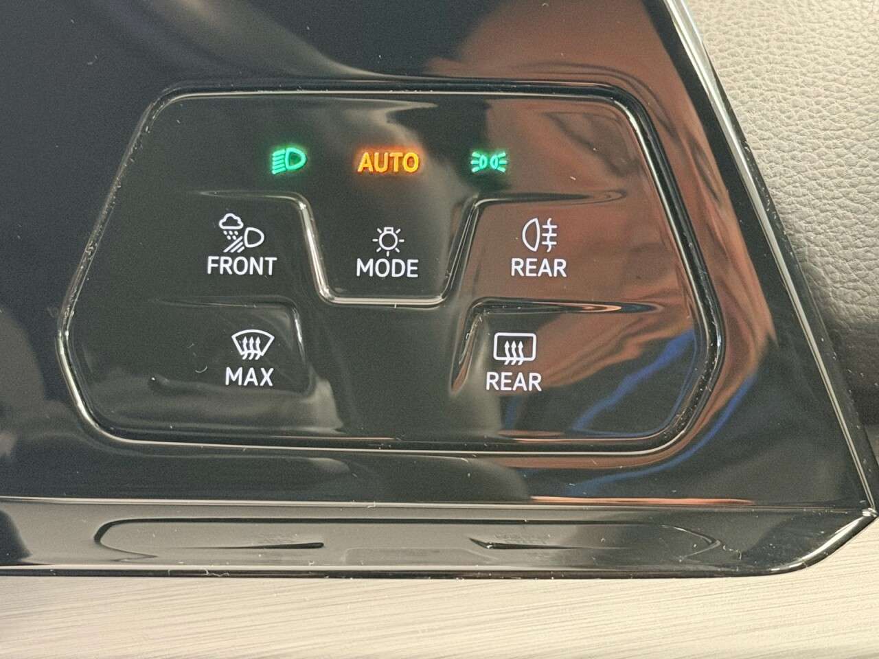 2020 VOLKSWAGEN GOLF 2020 VOLKSWAGEN GOLF