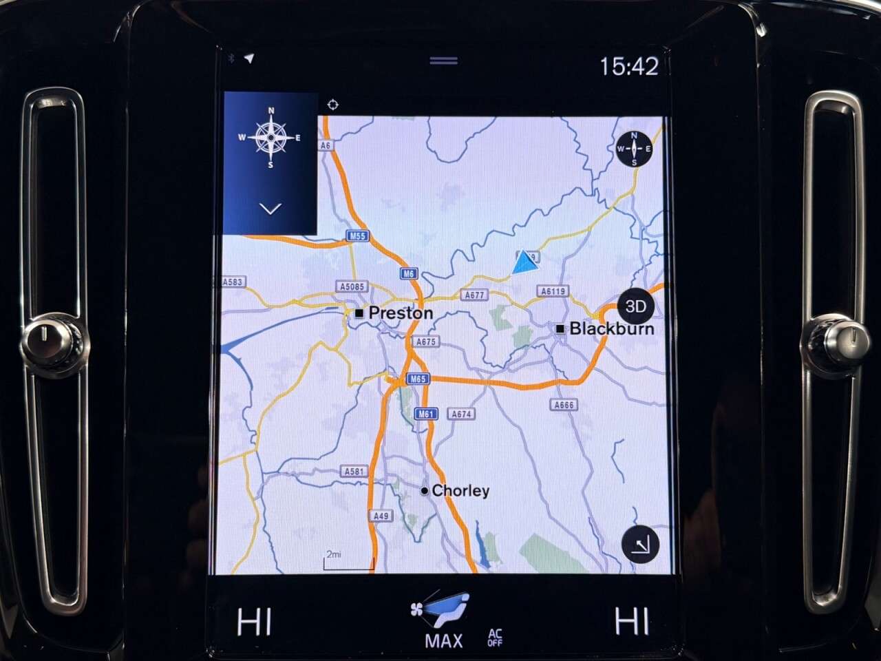 A 2020 VOLVO XC40 2.0 B4 MHEV HYBRID R-DESIGN AUTO 200 BHP + SAT NAV + REAR CAMERA SIX MONTH A 2020 VOLVO XC40 2.0 B4 MHEV HYBRID R-DESIGN AUTO 200 BHP + SAT NAV + REAR CAMERA SIX MONTH