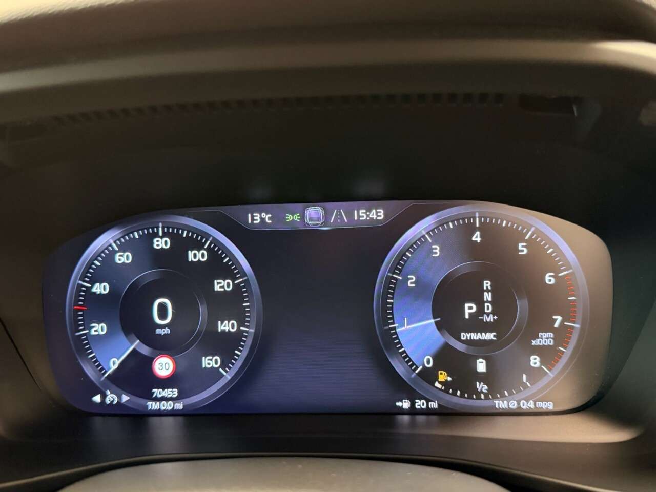 2020 VOLVO XC40 2020 VOLVO XC40