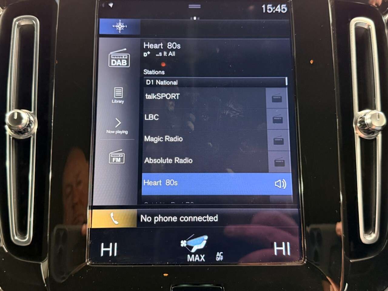 2020 VOLVO XC40 2020 VOLVO XC40