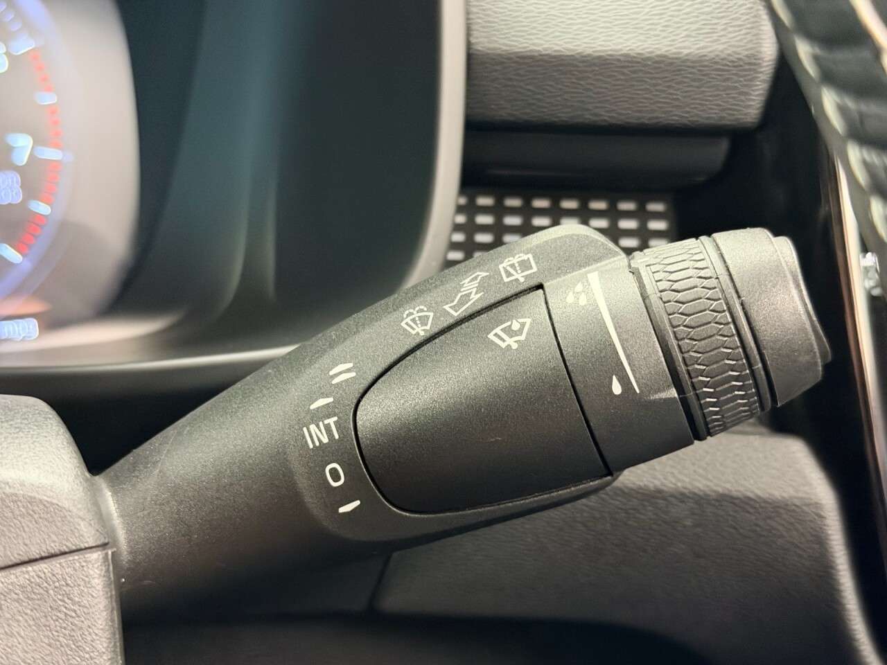 2020 VOLVO XC40 2020 VOLVO XC40