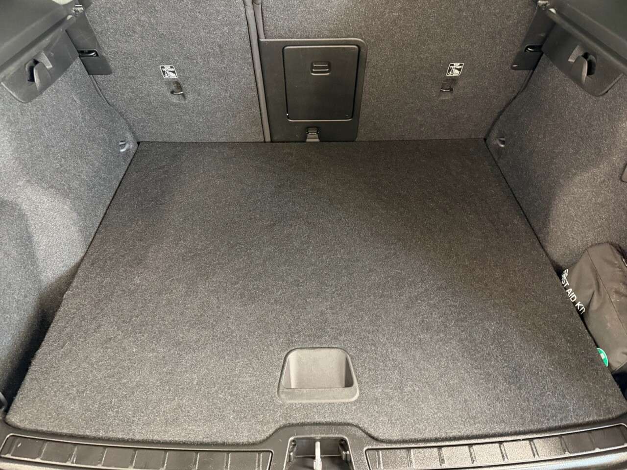 2020 VOLVO XC40 2020 VOLVO XC40