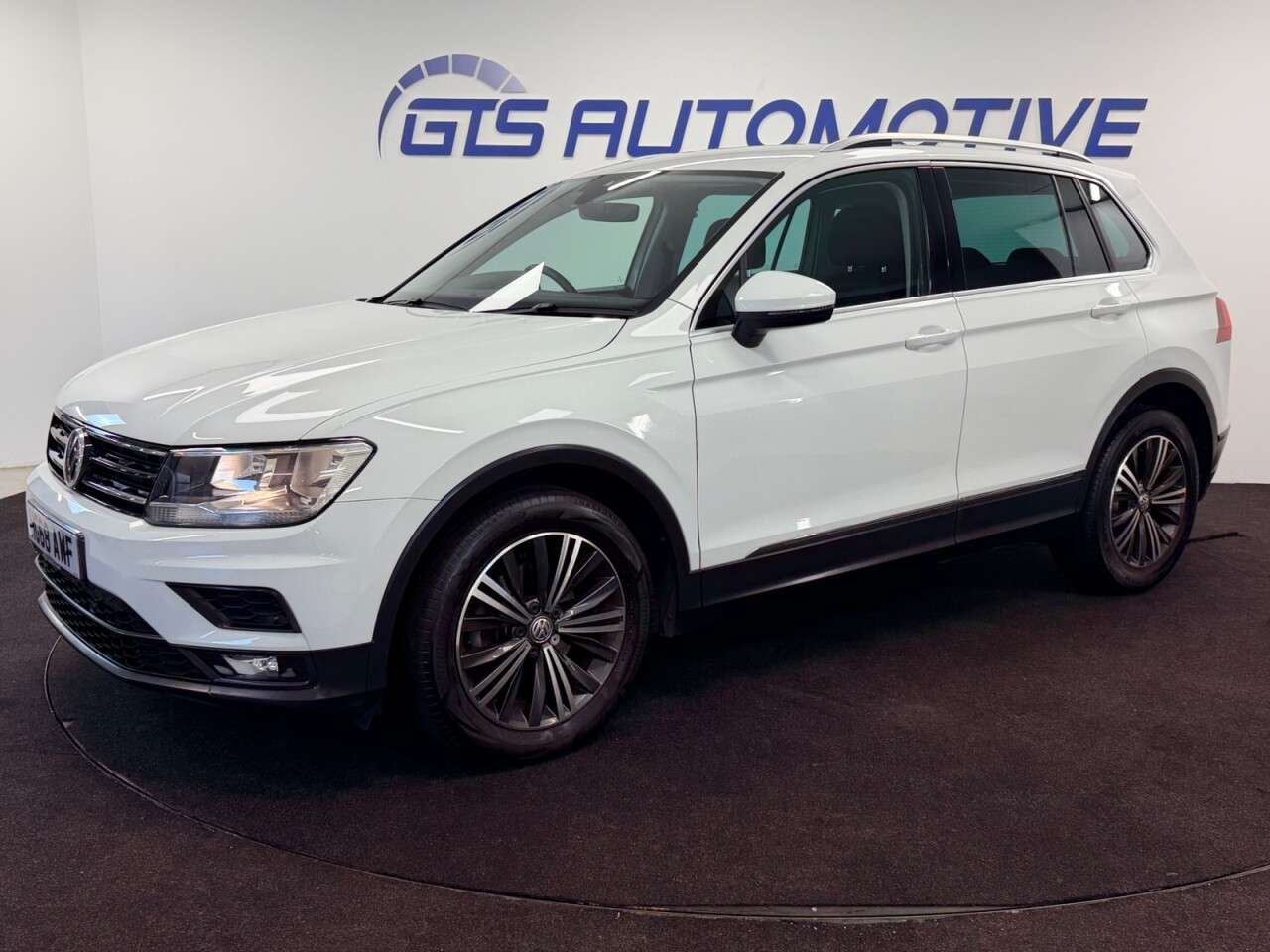 2018 VOLKSWAGEN TIGUAN 2018 VOLKSWAGEN TIGUAN