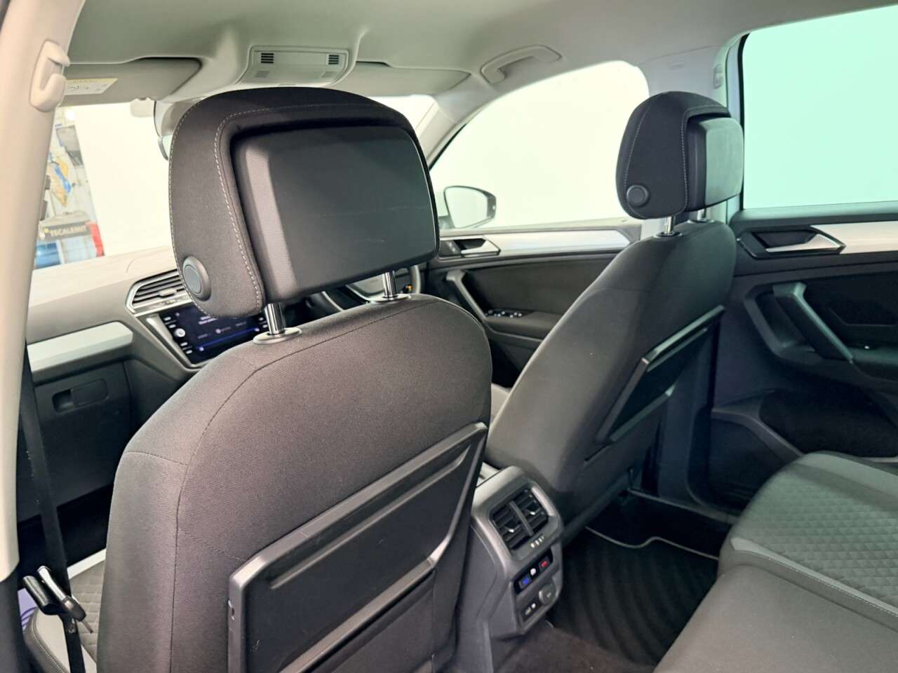 2018 VOLKSWAGEN TIGUAN 2018 VOLKSWAGEN TIGUAN