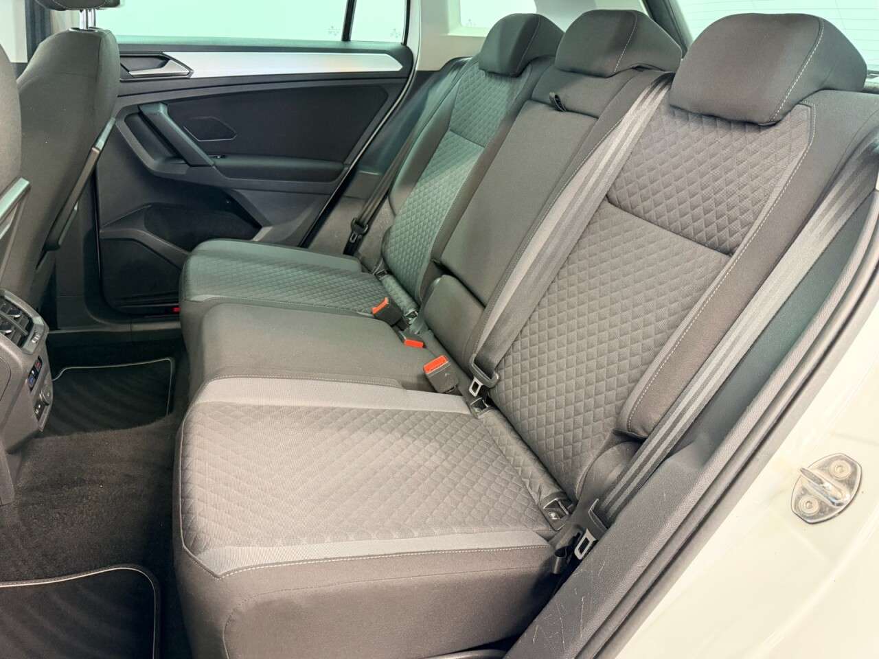 2018 VOLKSWAGEN TIGUAN 2018 VOLKSWAGEN TIGUAN