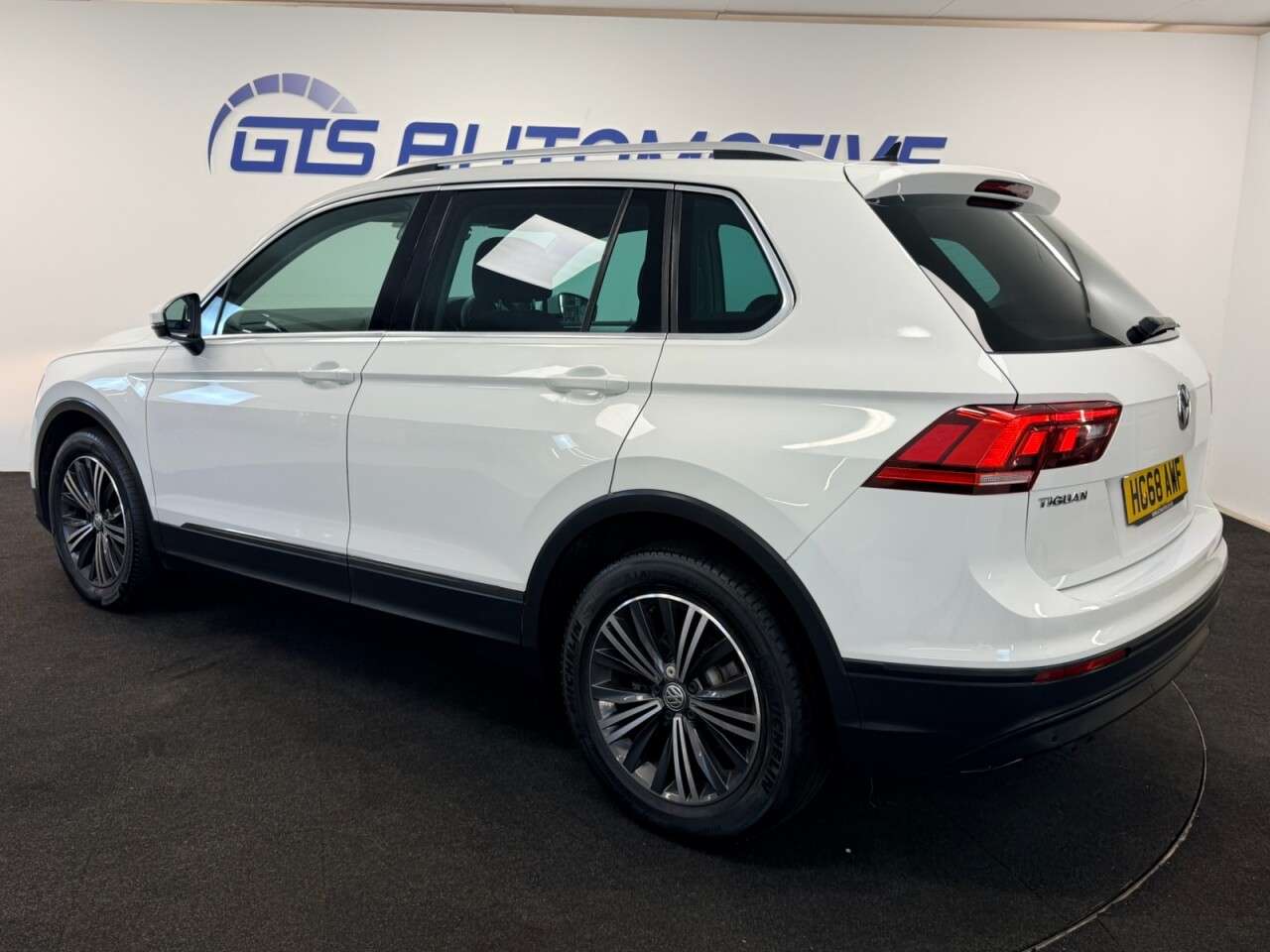 2018 VOLKSWAGEN TIGUAN 2018 VOLKSWAGEN TIGUAN