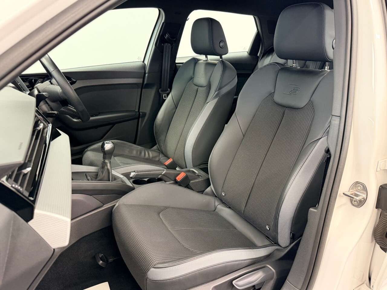 2022 AUDI A1 2022 AUDI A1