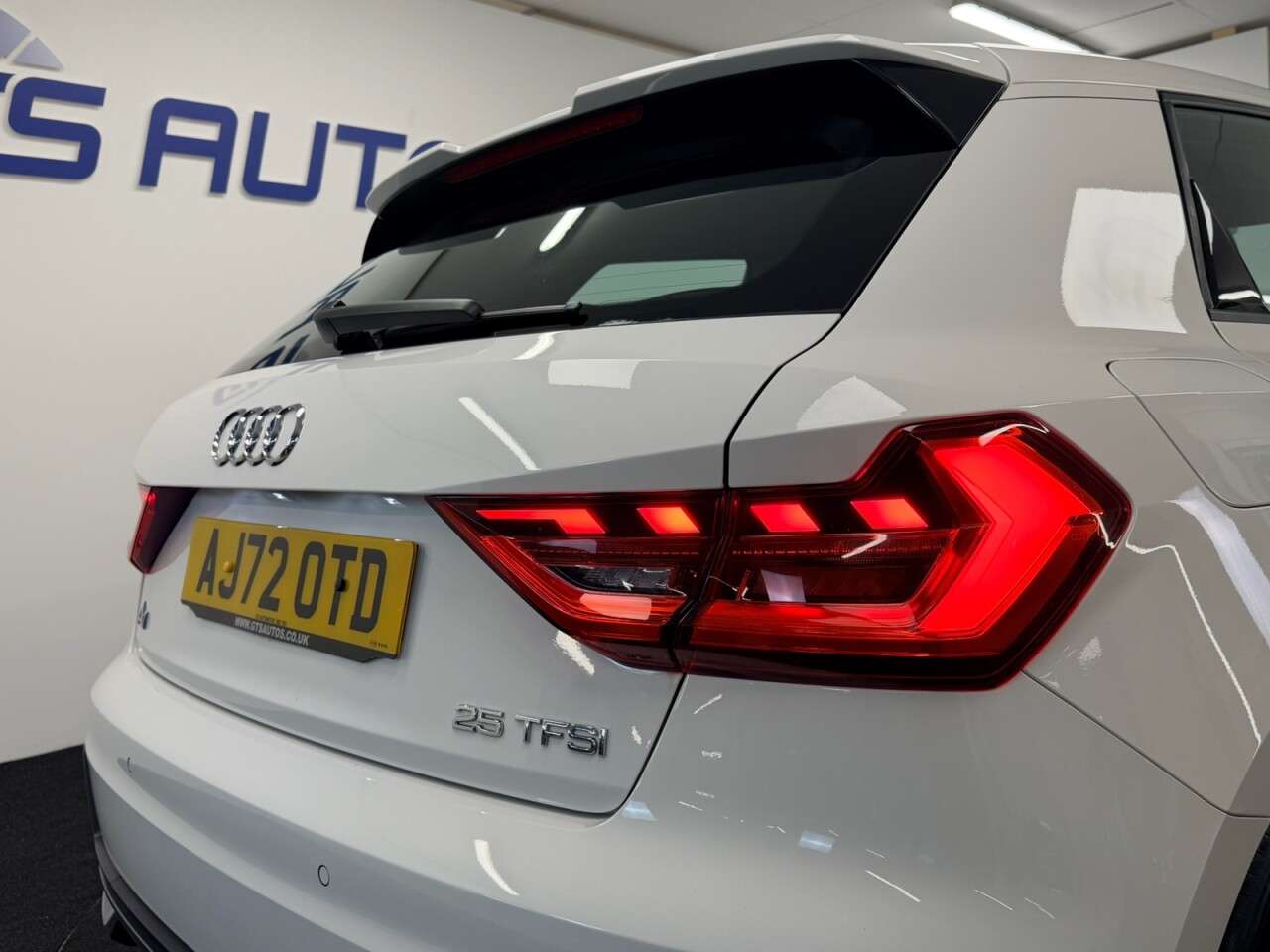 2022 AUDI A1 2022 AUDI A1
