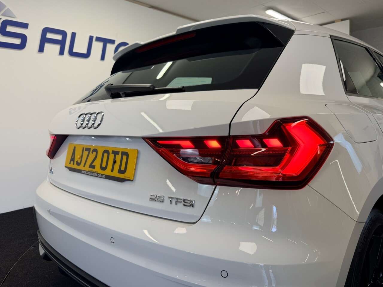 2022 AUDI A1 2022 AUDI A1