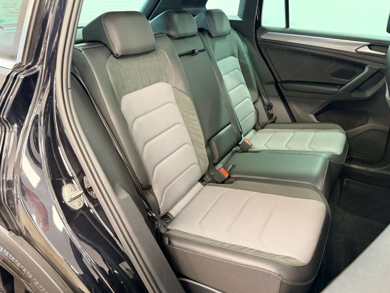 2019 VOLKSWAGEN TIGUAN 2019 VOLKSWAGEN TIGUAN