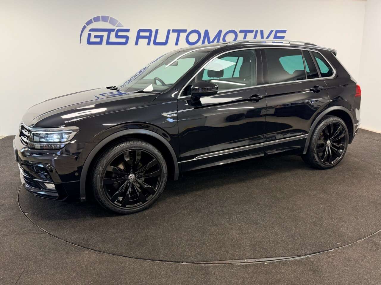 2019 VOLKSWAGEN TIGUAN 2019 VOLKSWAGEN TIGUAN