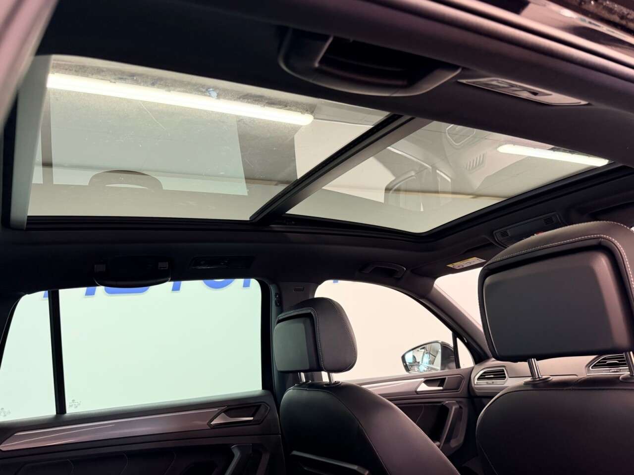 2019 VOLKSWAGEN TIGUAN 2019 VOLKSWAGEN TIGUAN