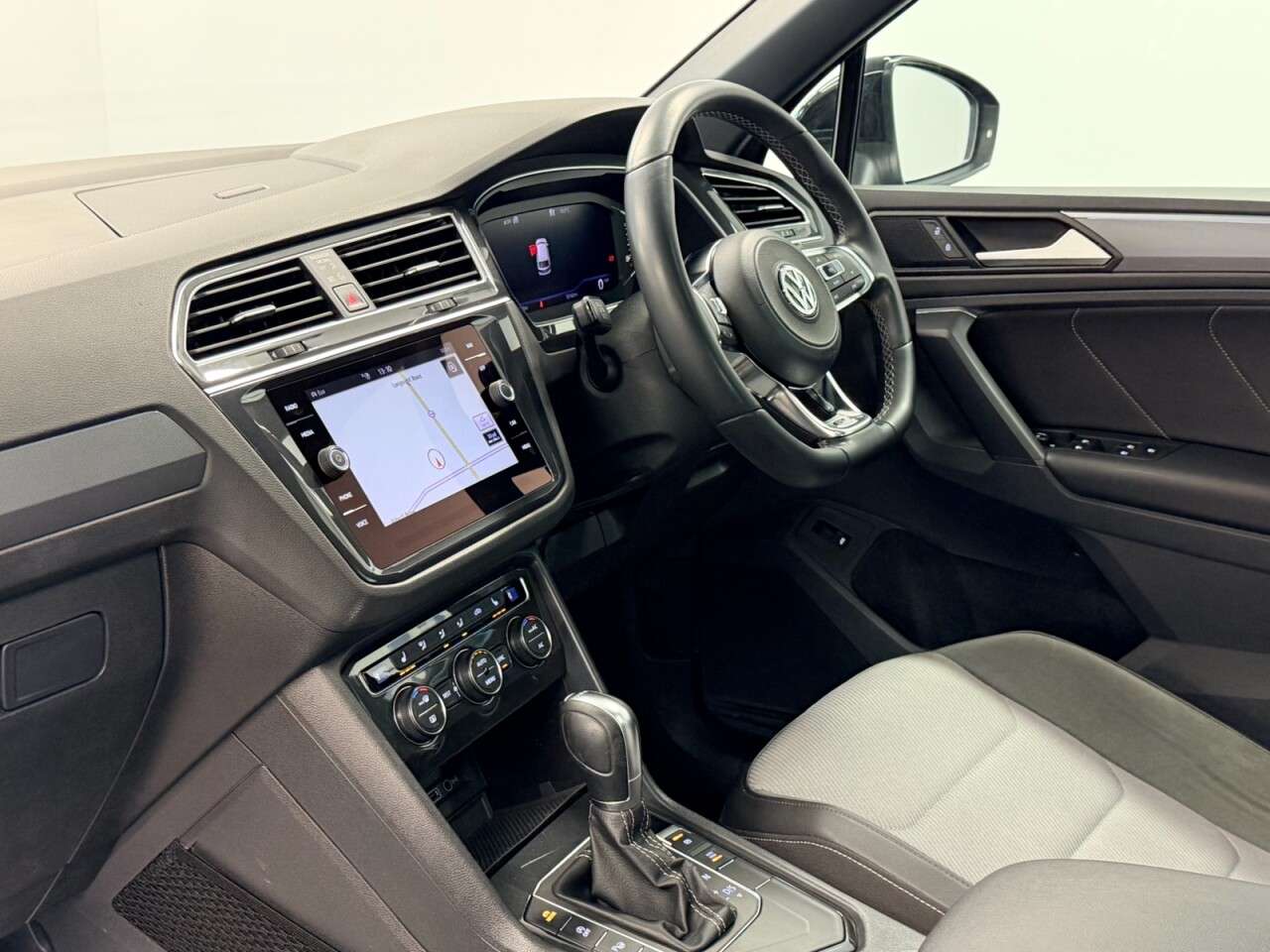 2019 VOLKSWAGEN TIGUAN 2019 VOLKSWAGEN TIGUAN
