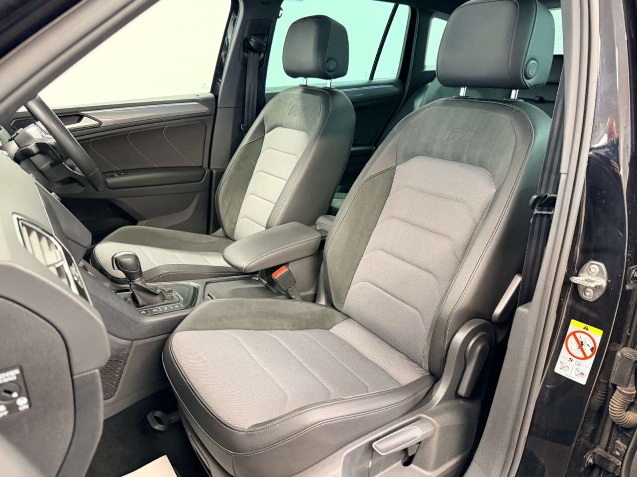 2019 VOLKSWAGEN TIGUAN 2019 VOLKSWAGEN TIGUAN