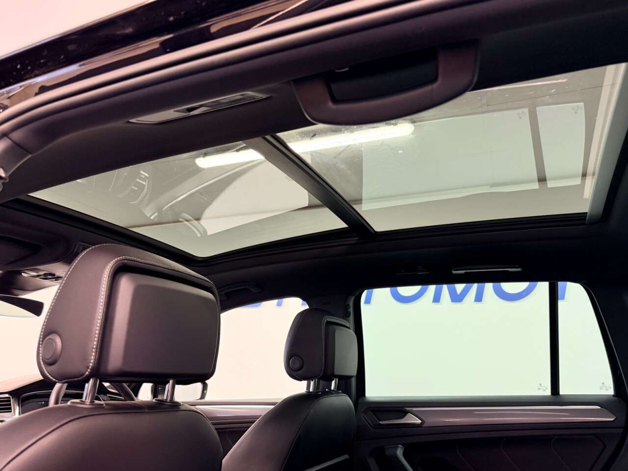 2019 VOLKSWAGEN TIGUAN 2019 VOLKSWAGEN TIGUAN