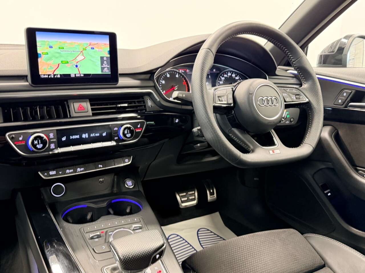 2019 AUDI A4 2019 AUDI A4