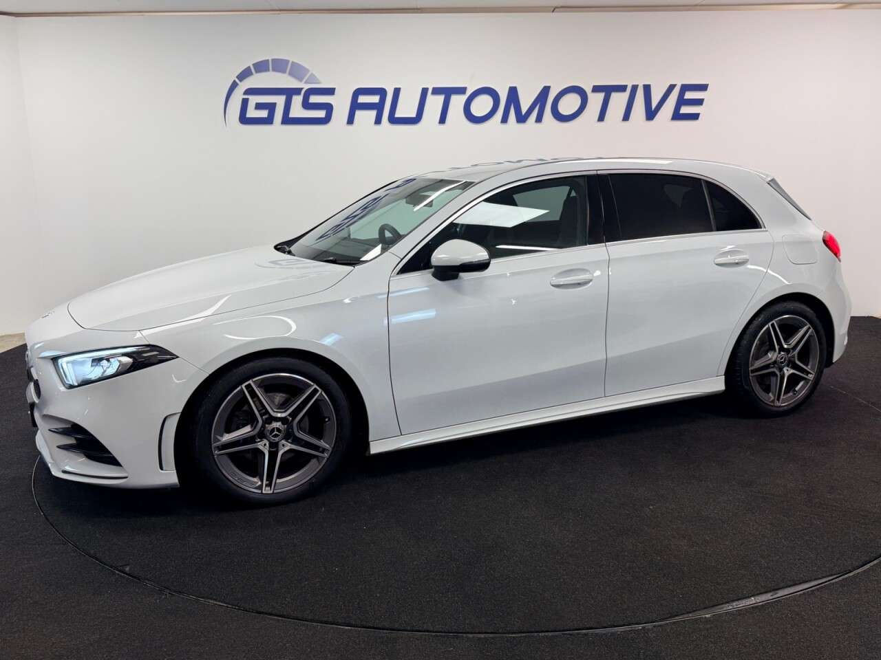 2021 MERCEDES-BENZ A CLASS 2021 MERCEDES-BENZ A CLASS