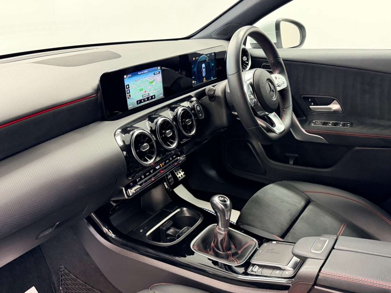 2021 MERCEDES-BENZ A CLASS 2021 MERCEDES-BENZ A CLASS