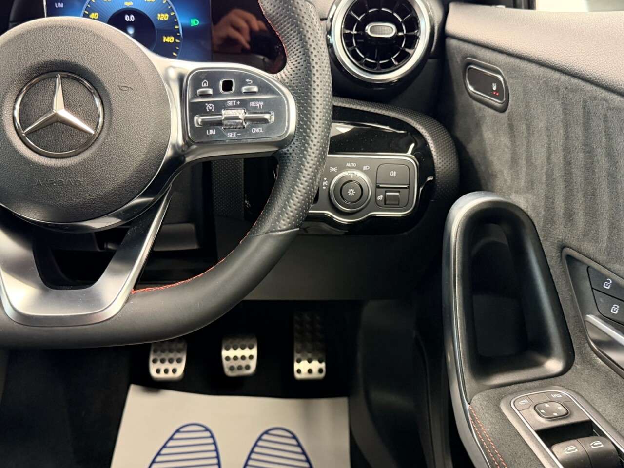 2021 MERCEDES-BENZ A CLASS 2021 MERCEDES-BENZ A CLASS