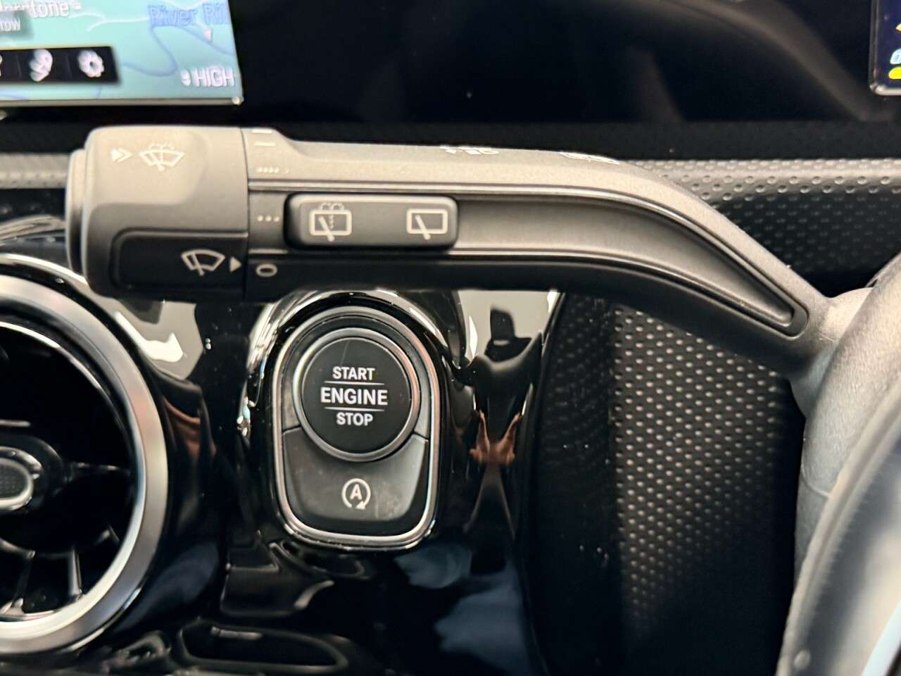 2021 MERCEDES-BENZ A CLASS 2021 MERCEDES-BENZ A CLASS