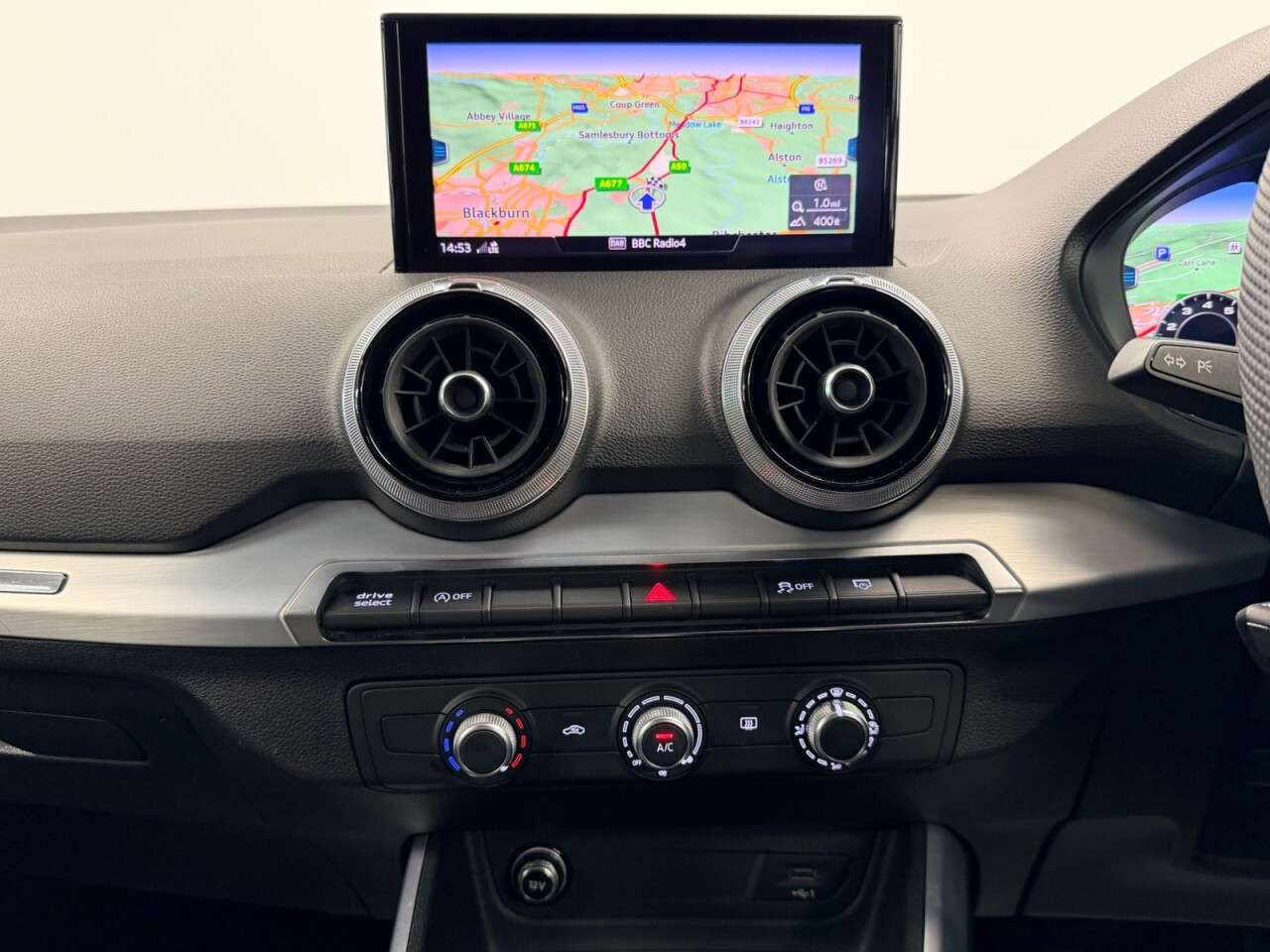 2022 AUDI Q2 2022 AUDI Q2